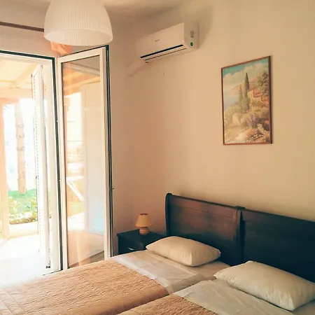 Marion Apartment *