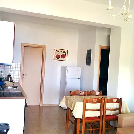 Marion * Skiathos-Stadt